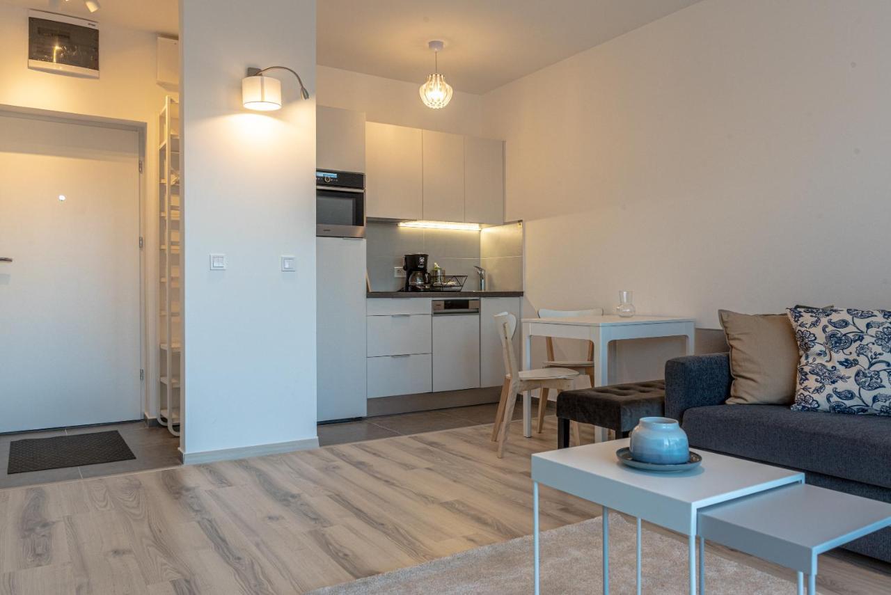 Dob36 Apartment With Free Private Parking And Balcony 부다페스트 외부 사진