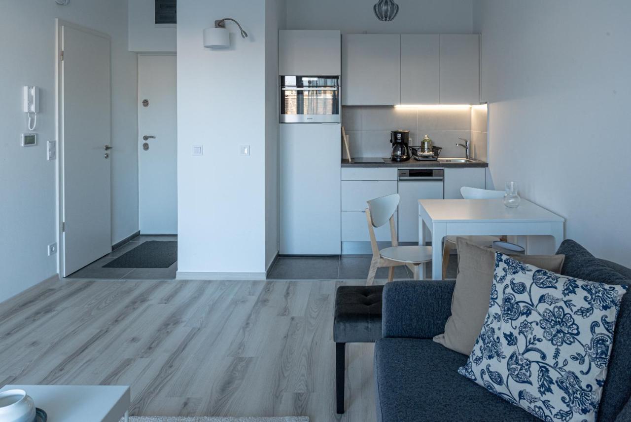 Dob36 Apartment With Free Private Parking And Balcony 부다페스트 외부 사진
