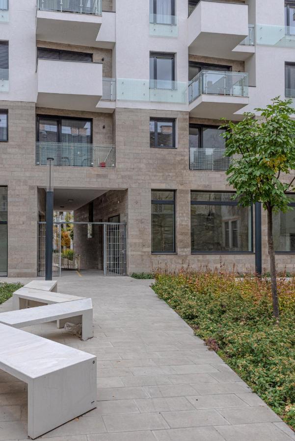 Dob36 Apartment With Free Private Parking And Balcony 부다페스트 외부 사진