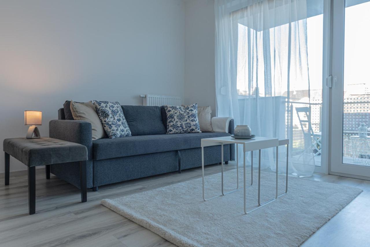 Dob36 Apartment With Free Private Parking And Balcony 부다페스트 외부 사진
