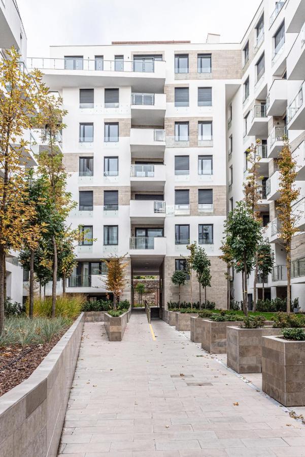 Dob36 Apartment With Free Private Parking And Balcony 부다페스트 외부 사진