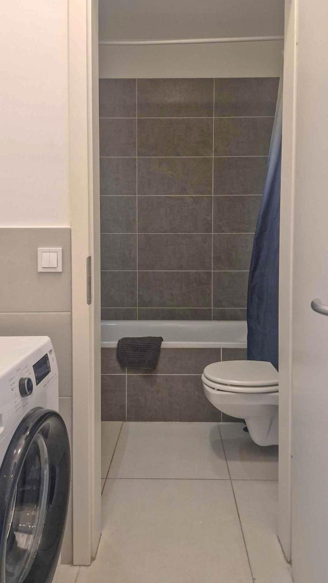 Dob36 Apartment With Free Private Parking And Balcony 부다페스트 외부 사진