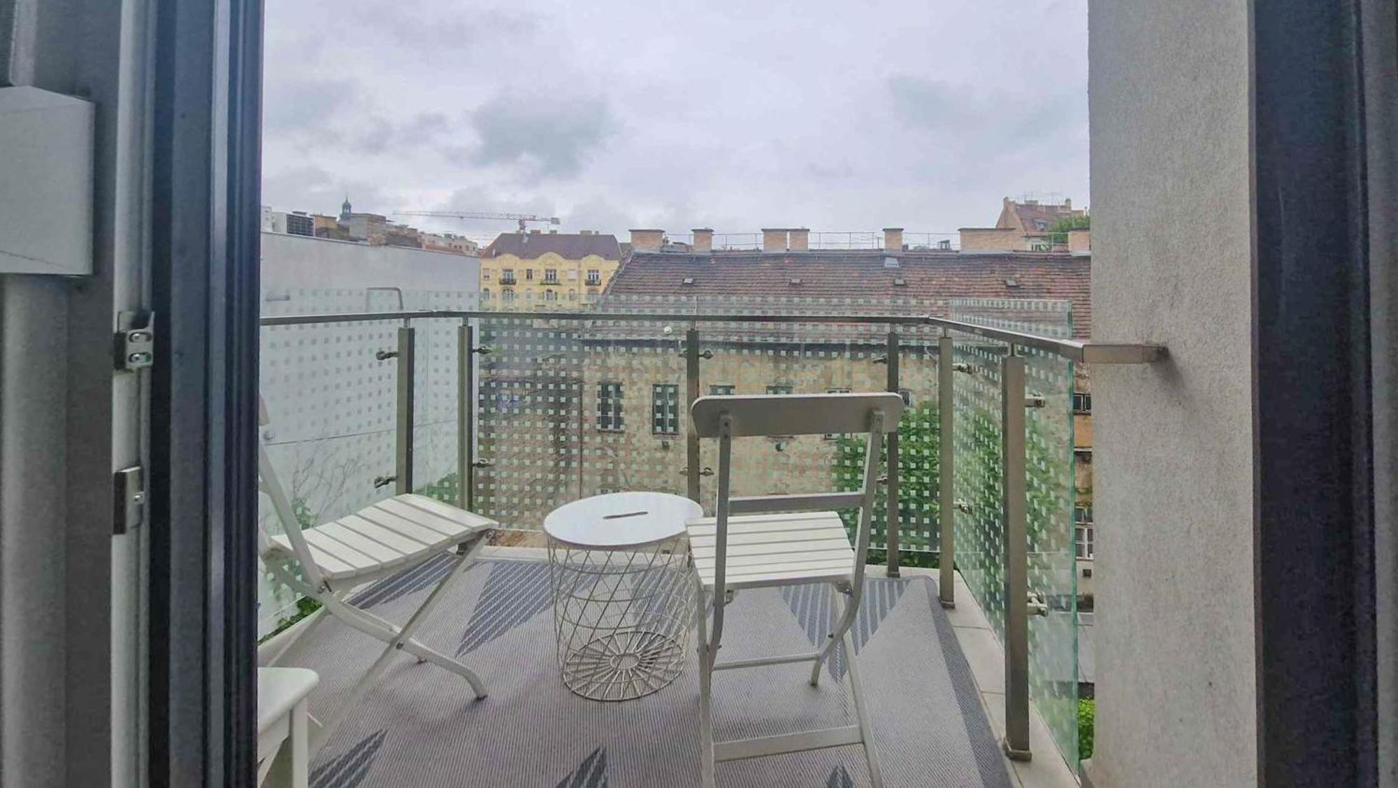 Dob36 Apartment With Free Private Parking And Balcony 부다페스트 외부 사진